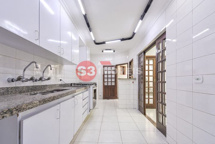 Casa à venda com 3 quartos, 280m² - Foto 39