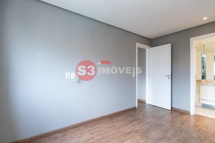 Apartamento à venda com 1 quarto, 61m² - Foto 21