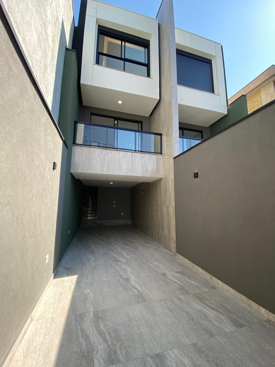 Casa à venda com 3 quartos, 135m² - Foto 2