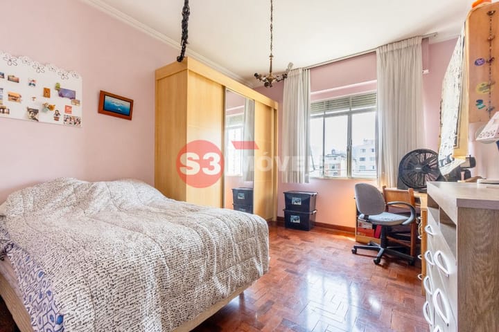 Apartamento à venda com 3 quartos, 212m² - Foto 18