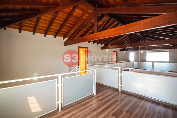 Casa à venda com 4 quartos, 297m² - Foto 17