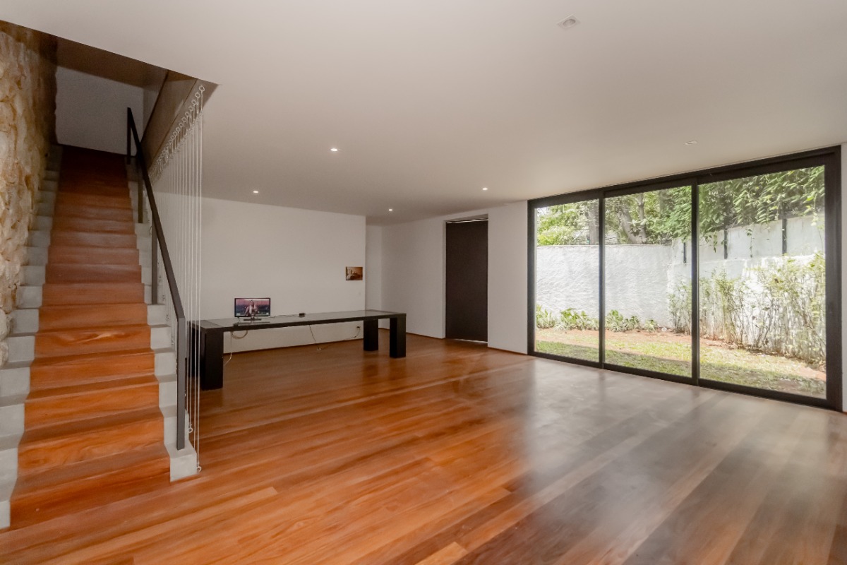 Casa à venda com 3 quartos, 318m² - Foto 10