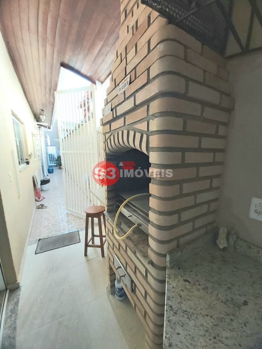 Casa à venda com 3 quartos, 228m² - Foto 17