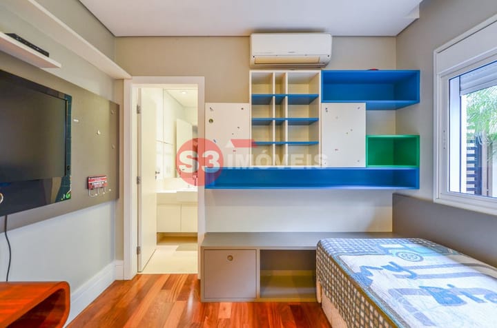 Casa à venda com 3 quartos, 259m² - Foto 15