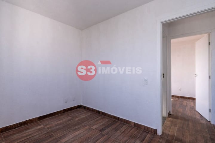 Apartamento à venda com 2 quartos, 41m² - Foto 13