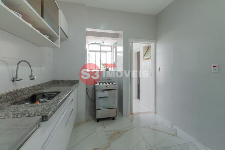 Apartamento à venda com 2 quartos, 80m² - Foto 17