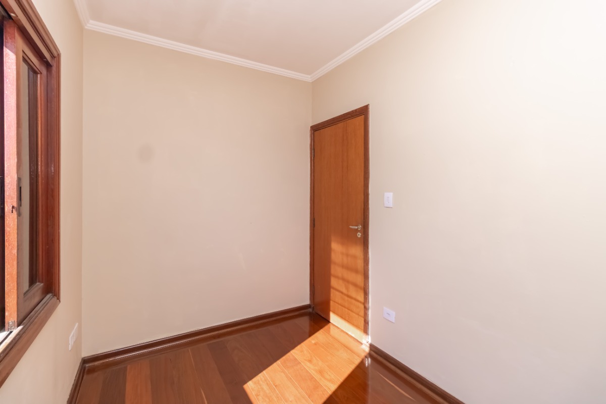 Casa à venda com 3 quartos, 213m² - Foto 5