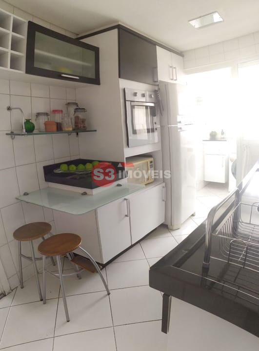 Apartamento à venda com 3 quartos, 98m² - Foto 11