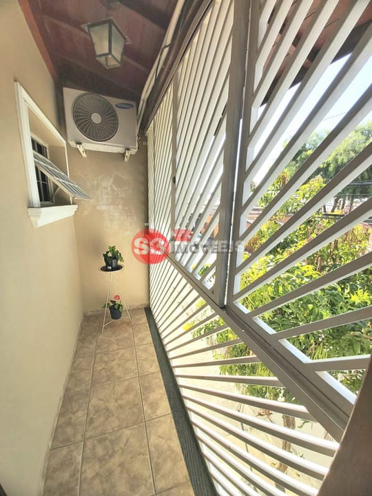 Casa à venda com 3 quartos, 228m² - Foto 20