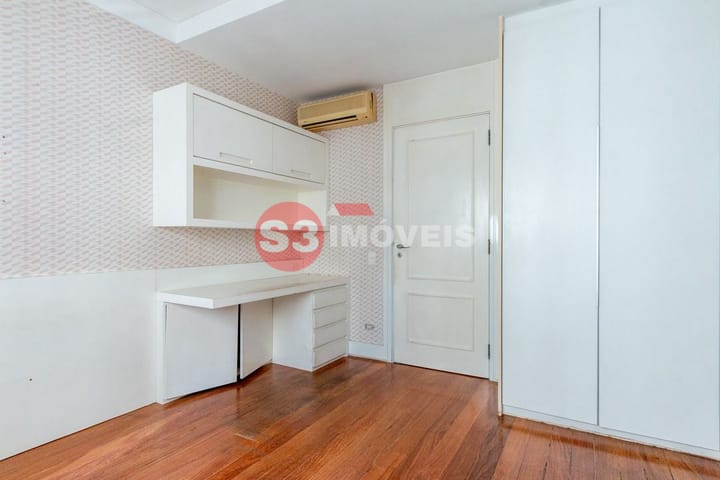 Apartamento à venda com 4 quartos, 211m² - Foto 16