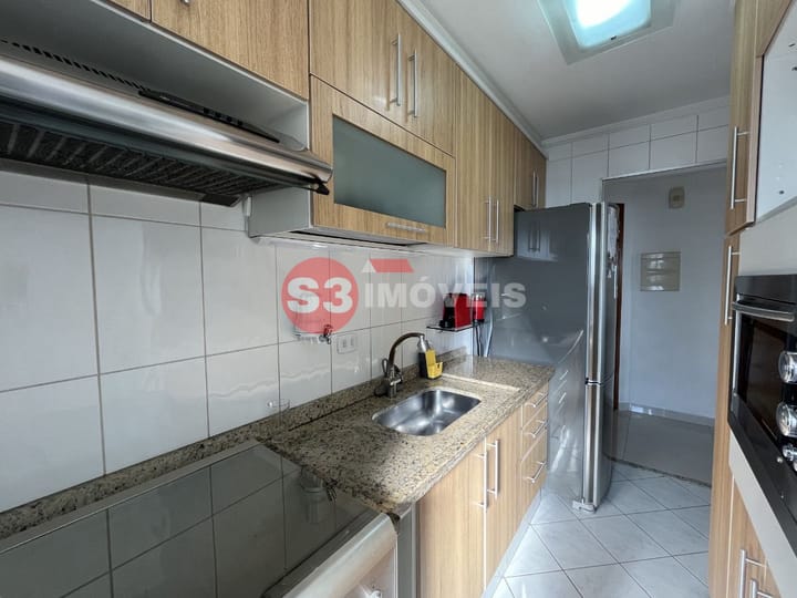 Apartamento à venda com 2 quartos, 64m² - Foto 19