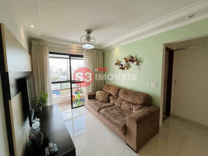 Apartamento à venda com 2 quartos, 64m² - Foto 1