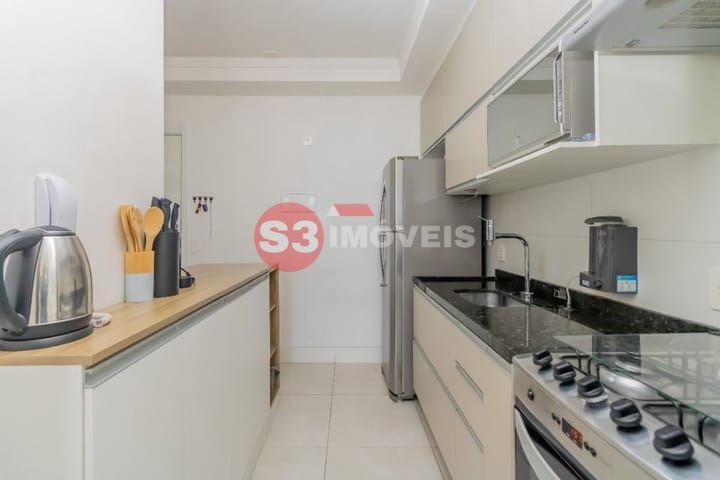 Apartamento à venda com 2 quartos, 68m² - Foto 13