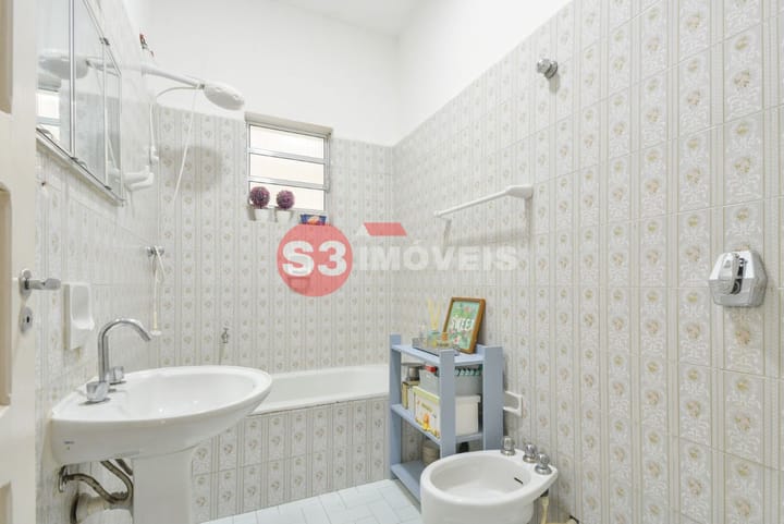 Casa à venda com 4 quartos, 194m² - Foto 18