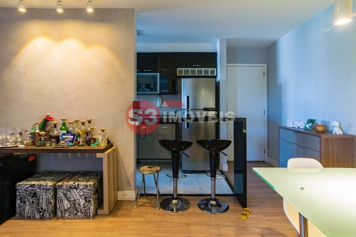 Apartamento à venda com 2 quartos, 60m² - Foto 3