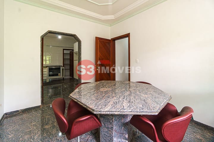 Casa à venda com 4 quartos, 560m² - Foto 40