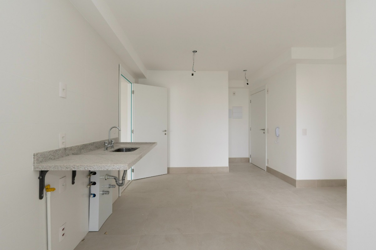 Apartamento à venda com 3 quartos, 175m² - Foto 10