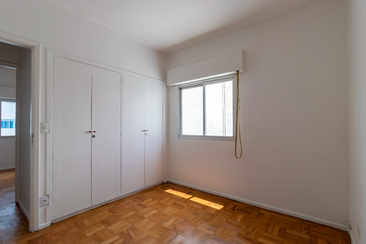 Apartamento à venda com 2 quartos, 76m² - Foto 9