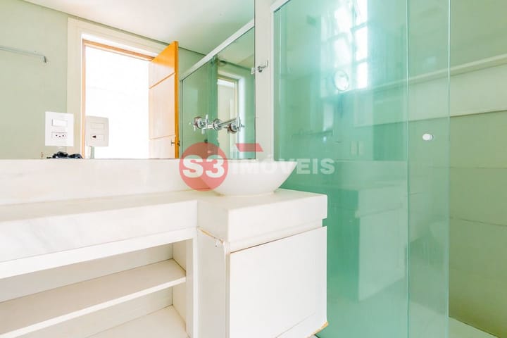 Apartamento à venda com 3 quartos, 134m² - Foto 17