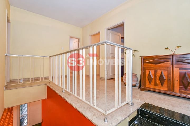 Casa à venda com 4 quartos, 290m² - Foto 30