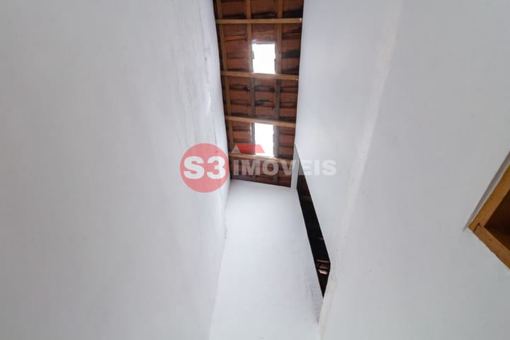 Casa à venda com 4 quartos, 150m² - Foto 13