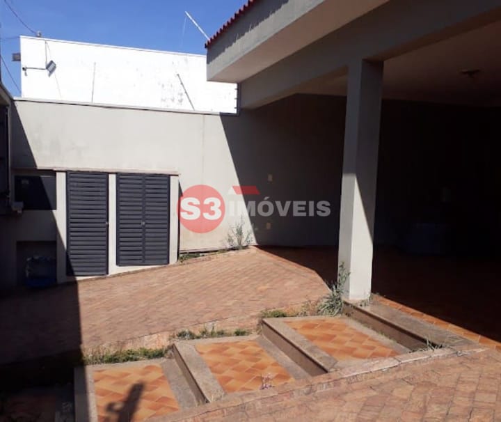 Casa à venda com 3 quartos, 300m² - Foto 15