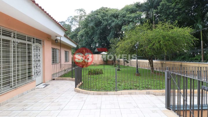 Casa à venda com 4 quartos, 179m² - Foto 1