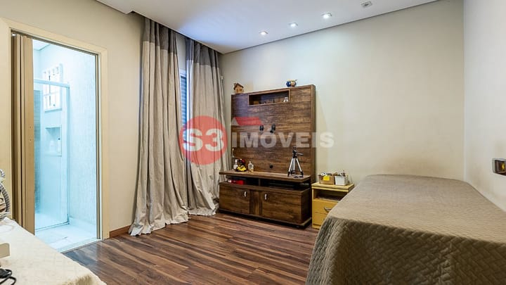 Casa à venda com 4 quartos, 300m² - Foto 44