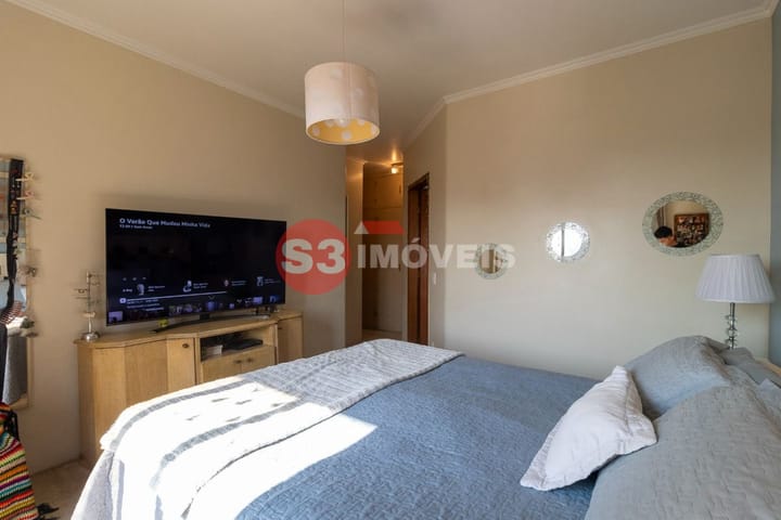 Apartamento à venda com 4 quartos, 196m² - Foto 8