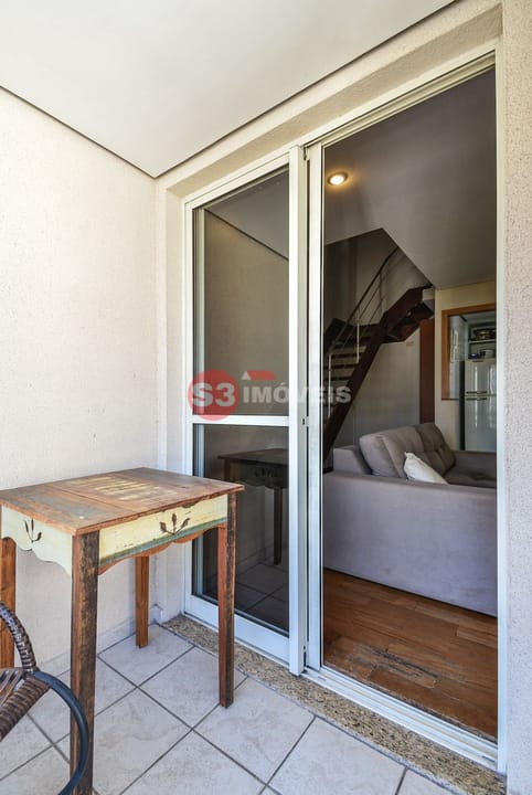 Apartamento à venda com 2 quartos, 64m² - Foto 10