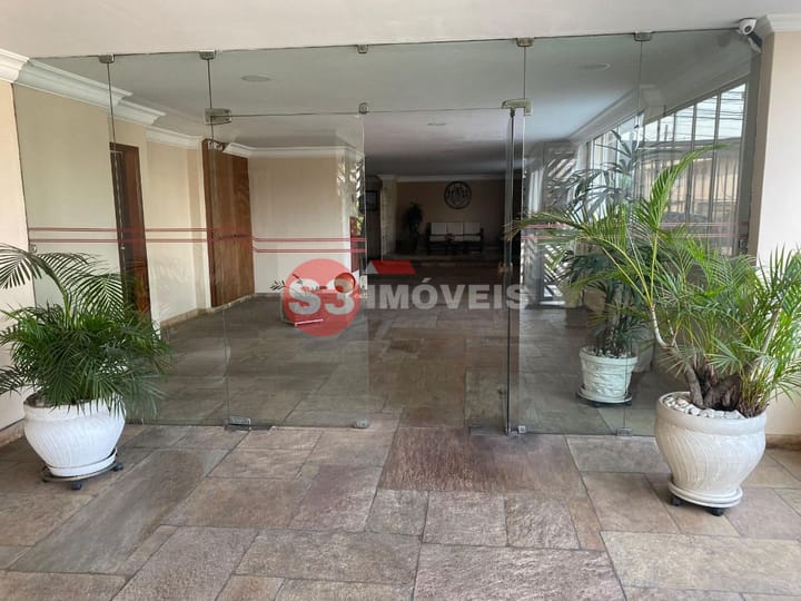 Apartamento à venda com 2 quartos, 62m² - Foto 28