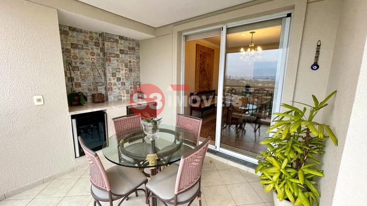 Apartamento à venda com 3 quartos, 170m² - Foto 7