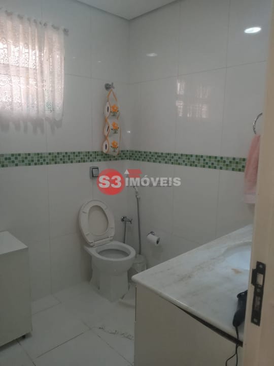 Casa à venda com 3 quartos, 240m² - Foto 15