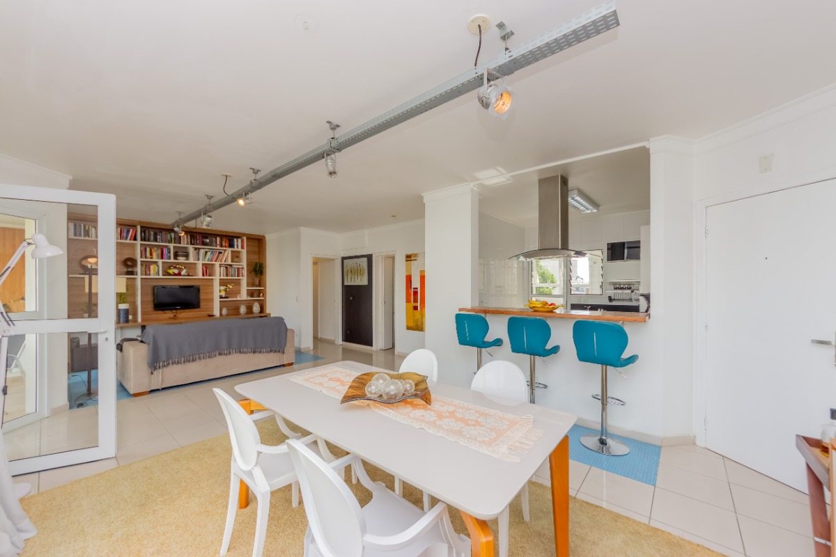 Apartamento à venda com 3 quartos, 129m² - Foto 1