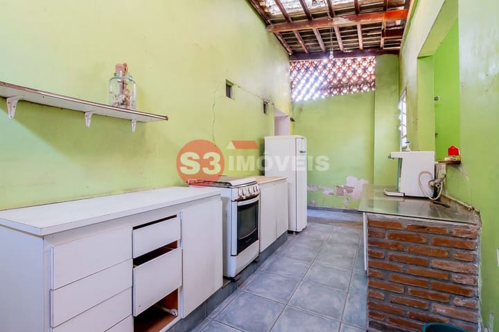 Casa à venda com 4 quartos, 265m² - Foto 15