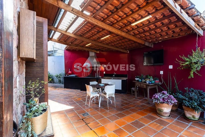 Casa à venda com 3 quartos, 250m² - Foto 33