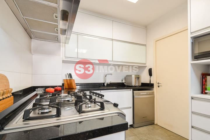 Apartamento à venda com 2 quartos, 104m² - Foto 12