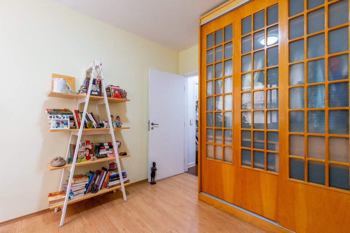 Casa à venda com 4 quartos, 151m² - Foto 16