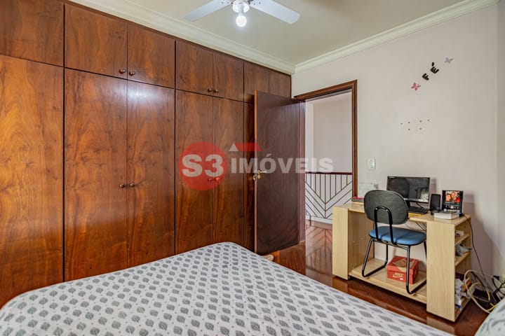 Casa à venda com 3 quartos, 250m² - Foto 27