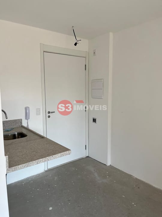 Apartamento à venda com 1 quarto, 26m² - Foto 32