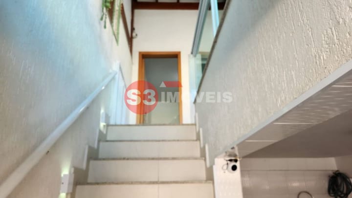 Casa à venda com 2 quartos, 140m² - Foto 15