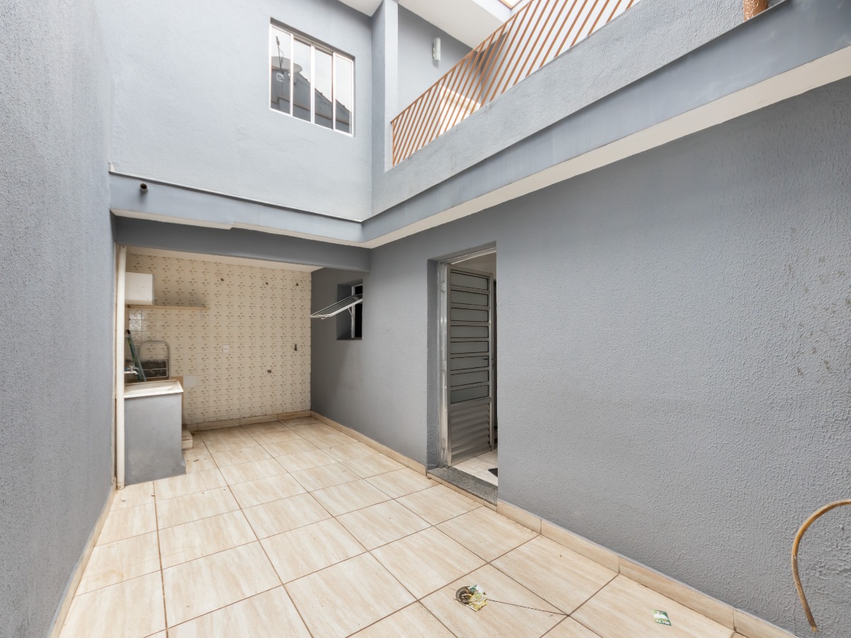 Casa à venda com 3 quartos, 145m² - Foto 13