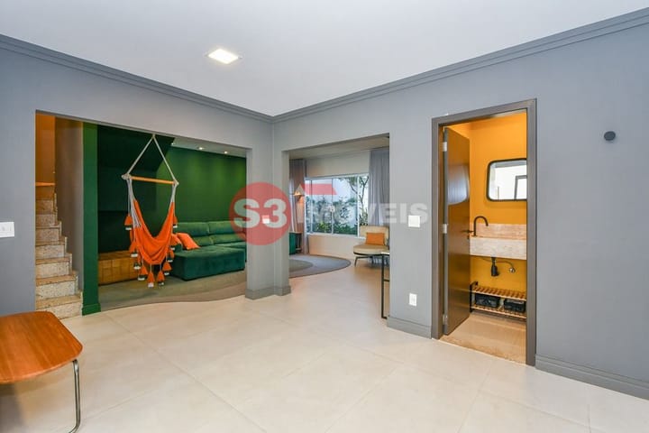 Casa à venda com 4 quartos, 240m² - Foto 6