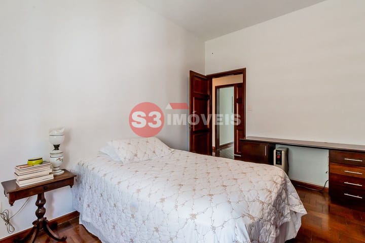 Apartamento à venda com 3 quartos, 243m² - Foto 36