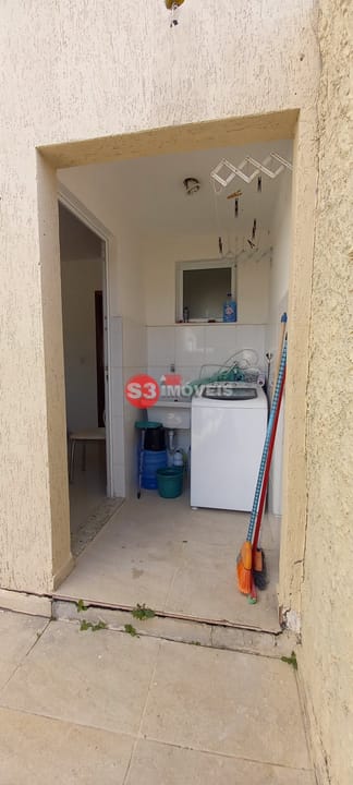 Casa à venda com 2 quartos, 90m² - Foto 14