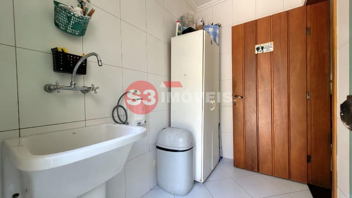 Casa à venda com 3 quartos, 294m² - Foto 23