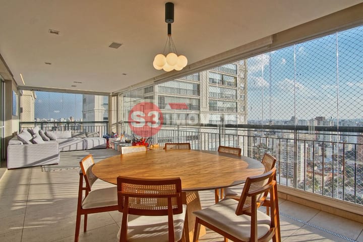 Apartamento à venda com 3 quartos, 222m² - Foto 3