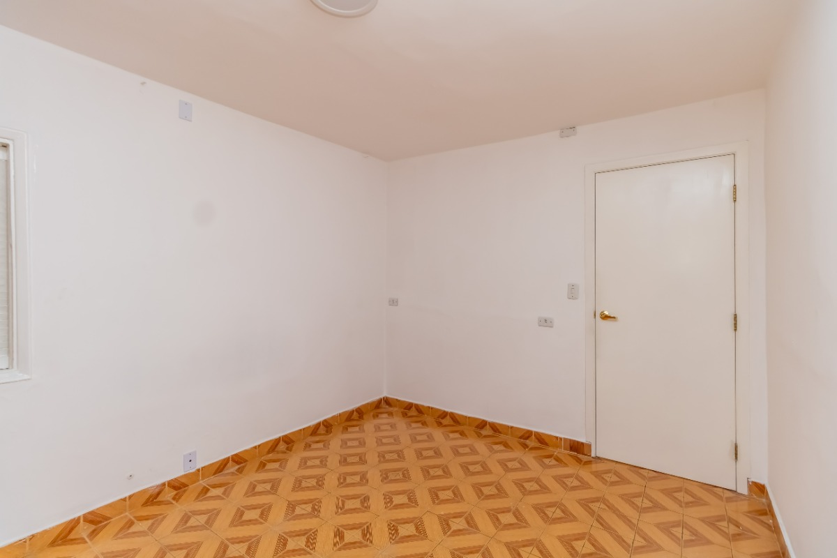 Casa à venda com 4 quartos, 150m² - Foto 12