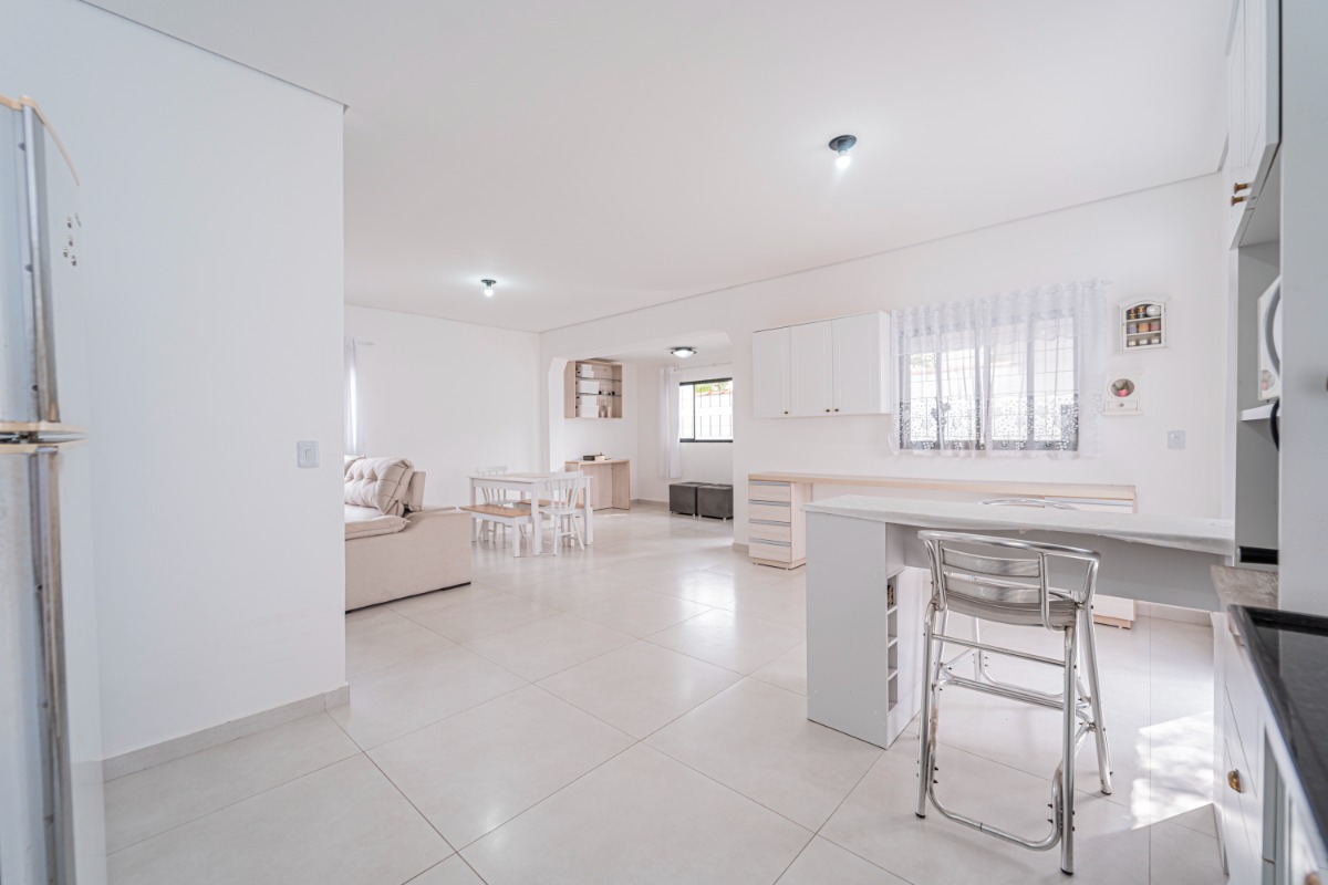 Casa à venda com 3 quartos, 360m² - Foto 13