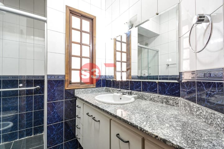 Casa à venda com 3 quartos, 280m² - Foto 12